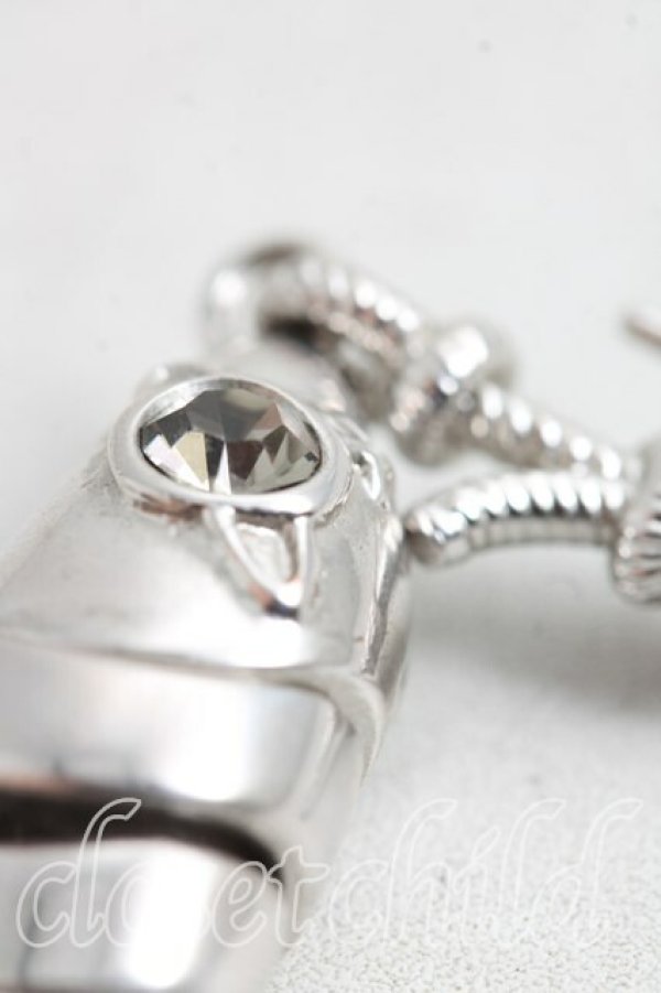 画像3: ヴィヴィアンウエストウッド 中古 / フィッシュドロップピアス  シルバー  H-26-04-12-076-er-OD-ZH (3)