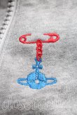 画像6: ヴィヴィアンウエストウッド 中古 / エッセンシャルオーブ刺繍パーカー（KIDS) 8（約120cm?130cm） 灰  H-26-04-19-021-to-OD-ZH (6)