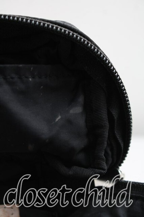 画像6: ヴィヴィアンウエストウッド 中古 / AR2バニティポーチ  黒  H-26-04-26-063-gd-OD-ZH (6)