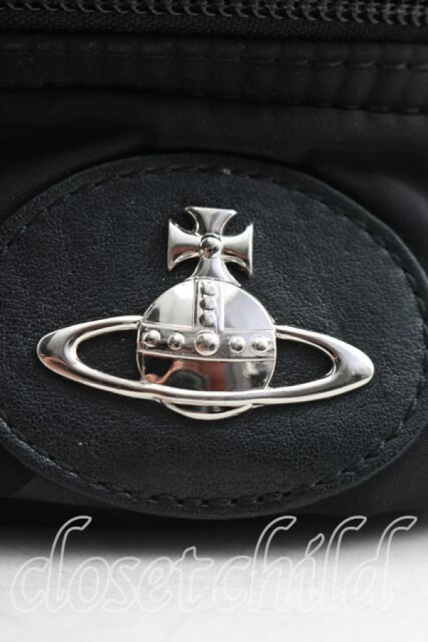 画像7: ヴィヴィアンウエストウッド 中古 / AR2バニティポーチ  黒  H-26-04-26-063-gd-OD-ZH (7)