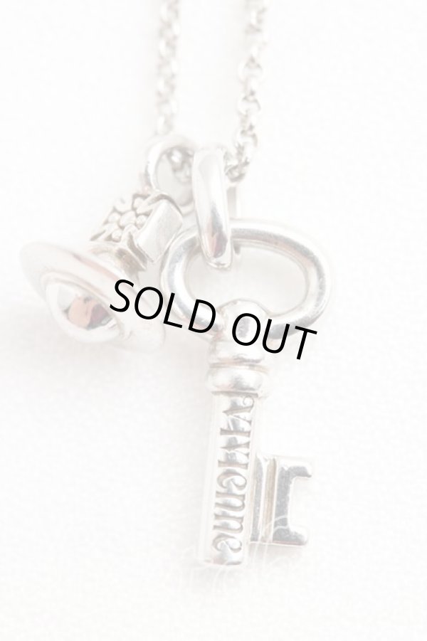 画像2: ヴィヴィアンウエストウッド 中古 / Eunice　Keyペンダント  シルバー  H-26-04-26-072-nl-OD-ZH (2)