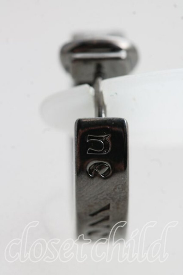 画像4: ヴィヴィアンウエストウッド 中古 / BOBBYシングルピアス  ガンメタ  H-26-05-31-038-er-OD-ZH (4)