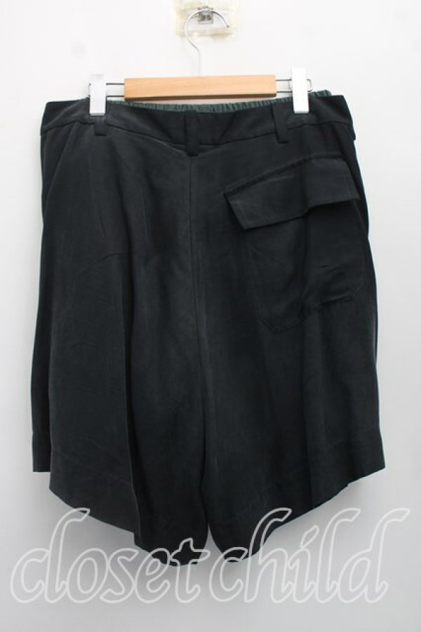 画像2: ヴィヴィアンウエストウッド 中古 / ダブルウエストハーフパンツ L/XL 黒ｘ緑  H-26-07-05-015-pa-OD-ZH (2)