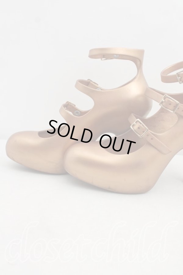 画像6: ヴィヴィアンウエストウッド×Melissa 中古 / 3ストラップエレベーテッド 37（23.5cm相当） ゴールド  H-26-08-30-022-sh-OD-ZH (6)