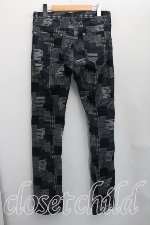 画像2: ヴィヴィアンウエストウッド MAN 中古 / パッチデニムパンツ 44（メンズS相当） インディゴ  H-26-09-06-006-pa-OD-ZH (2)