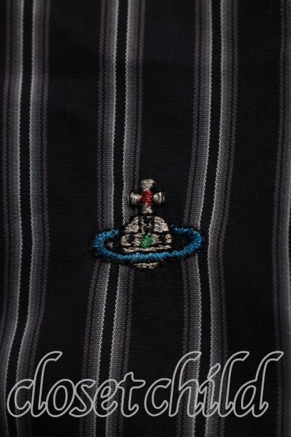 画像7: ヴィヴィアンウエストウッド MAN 中古 / カラーオーブ刺繍ストライプシャツ II(メンズS相当） 黒  H-26-10-18-035-bl-OD-ZH (7)