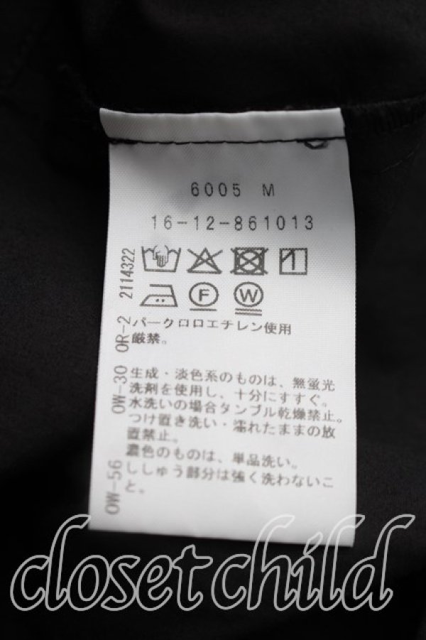 画像4: ヴィヴィアンウエストウッド 中古 / ラインオーブ刺繍クロップドフーディシャツ 00（ワンサイズ） 黒  H-26-10-18-040-bl-OD-ZH (4)