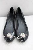 画像2: ヴィヴィアンウエストウッド×Melissa 中古 / ULTRAGIRL XIX AD SAFETY PINフラットシューズ EU37（23.5cm相当） 黒  H-26-10-18-083-sh-OD-ZH (2)