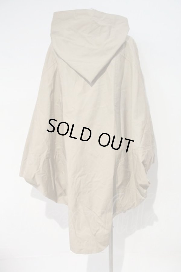 画像2: ヴィヴィアンウエストウッド 中古 / 変形フードコート    00 ブラウン  I-24-01-24-016-co-HD-ZI (2)