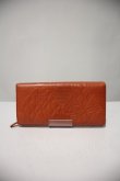 画像2: ヴィヴィアンウエストウッド 中古 / スクイグル型押シ長財布   オレンジ  I-24-02-09-046-gd-HD-ZI (2)