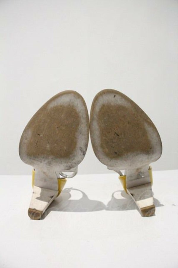 画像4: ヴィヴィアンウエストウッド 中古 / 2カラーデザインパンプス 約24cm(内側採寸) シルバーXイエロー  I-24-02-17-054-sh-HD-ZI (4)