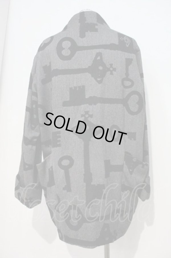 画像2: ヴィヴィアンウエストウッド 中古 / 鍵ptメルトンコート 2 グレー  I-24-06-26-025-co-HD-ZI (2)