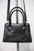 画像3: ヴィヴィアンウエストウッド 中古 / BAG EXECUTIVEショルダーバッグ  黒ｘゴールド  I-24-07-31-038-ba-HD-ZI (3)