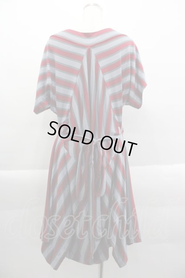 画像2: ヴィヴィアンウエストウッド 中古 / 単色オーブ刺繍ボーダー半袖ワンピース 2 青Ｘ赤  I-25-03-31-041-op-HD-ZI (2)