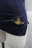 画像3: ヴィヴィアンウエストウッド 中古 / 裾オーブ刺繍半袖ポロT    I-25-03-31-006-to-HD-ZI (3)