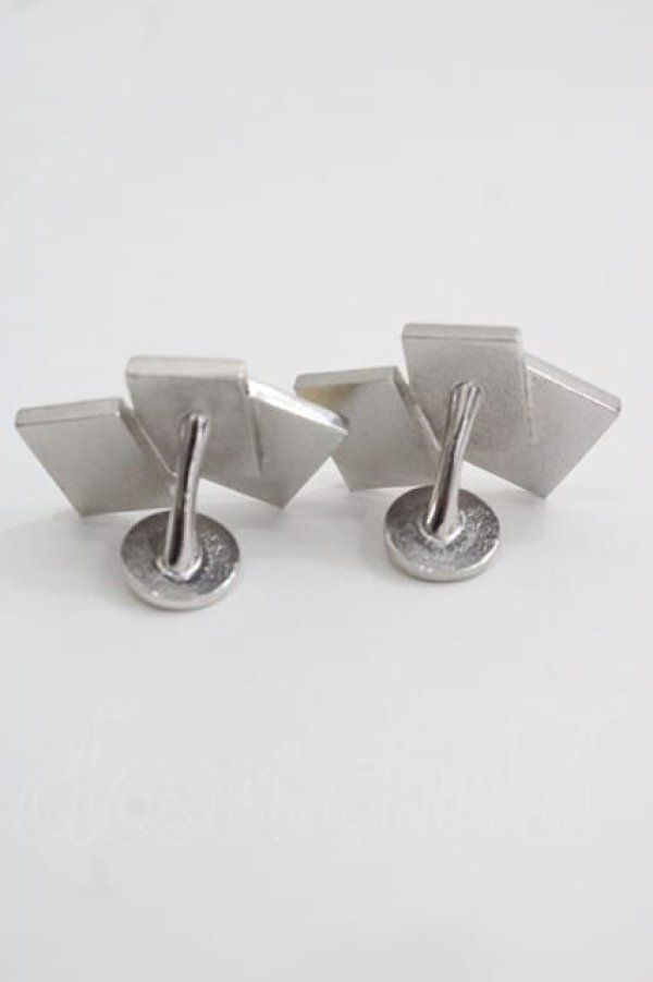 画像2: ヴィヴィアンウエストウッド 中古 / トランプカフス  シルバーX白  I-25-04-30-039-gd-HD-ZI (2)