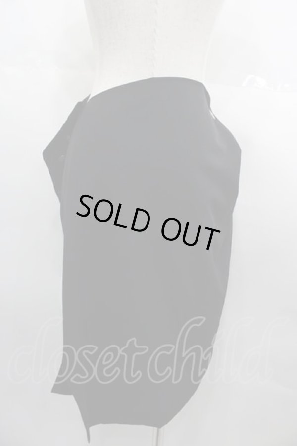 画像2: ヴィヴィアンウエストウッド 中古 / オーブボタンタイトスカート 3 黒  I-25-06-25-033-sk-HD-ZI (2)