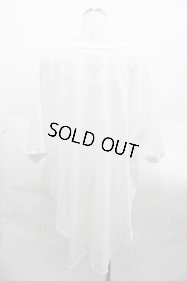 画像2: ヴィヴィアンウエストウッド 中古 / CLIMATE REVOLUTION BEARプリントラウンドヘムTシャツ 00 白  I-25-07-30-013-to-HD-ZI (2)