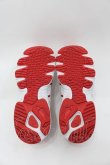 画像4: ヴィヴィアンウエストウッド 中古 / ヴィヴィアンウエストウッド × ASICS TIGERコラボスニーカー 26.5CM 白Ｘ赤  I-25-08-30-048-sh-HD-ZI (4)
