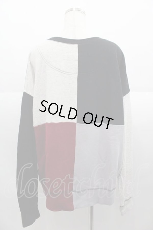 画像2: ヴィヴィアンウエストウッド 中古 / フェルトORBパッチプルオーバースウェット  黒Ｘ白Ｘボルドー  I-25-08-30-007-to-HD-ZI (2)