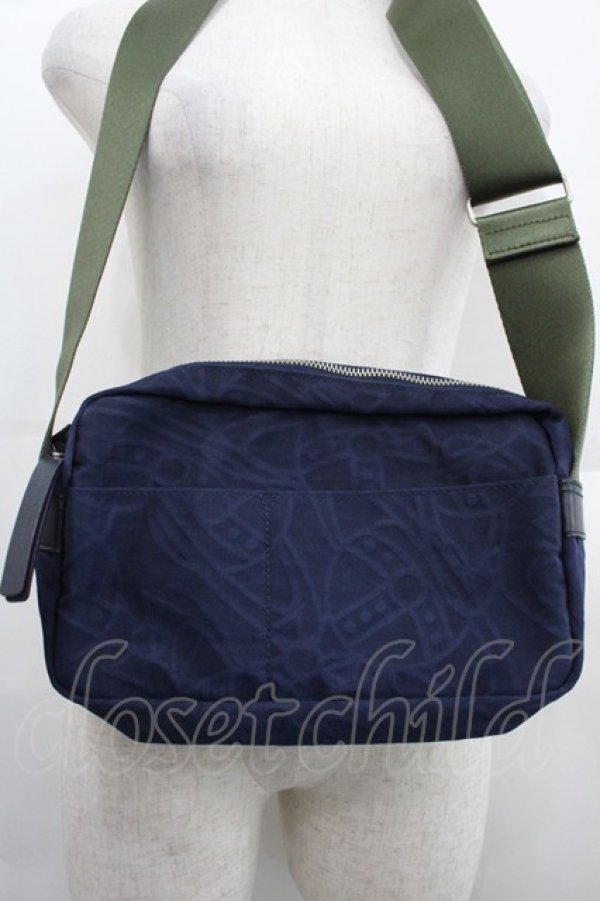 画像3: ヴィヴィアンウエストウッド 中古 / ラインオーブエンボスメンズショルダーバッグ  ネイビー  I-25-09-17-037-ba-HD-ZI (3)