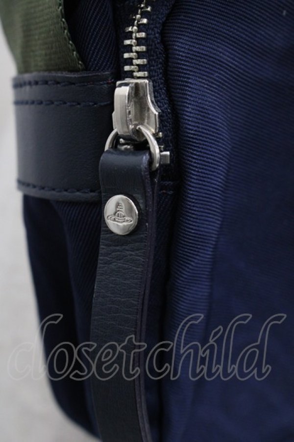 画像6: ヴィヴィアンウエストウッド 中古 / ラインオーブエンボスメンズショルダーバッグ  ネイビー  I-25-09-17-037-ba-HD-ZI (6)