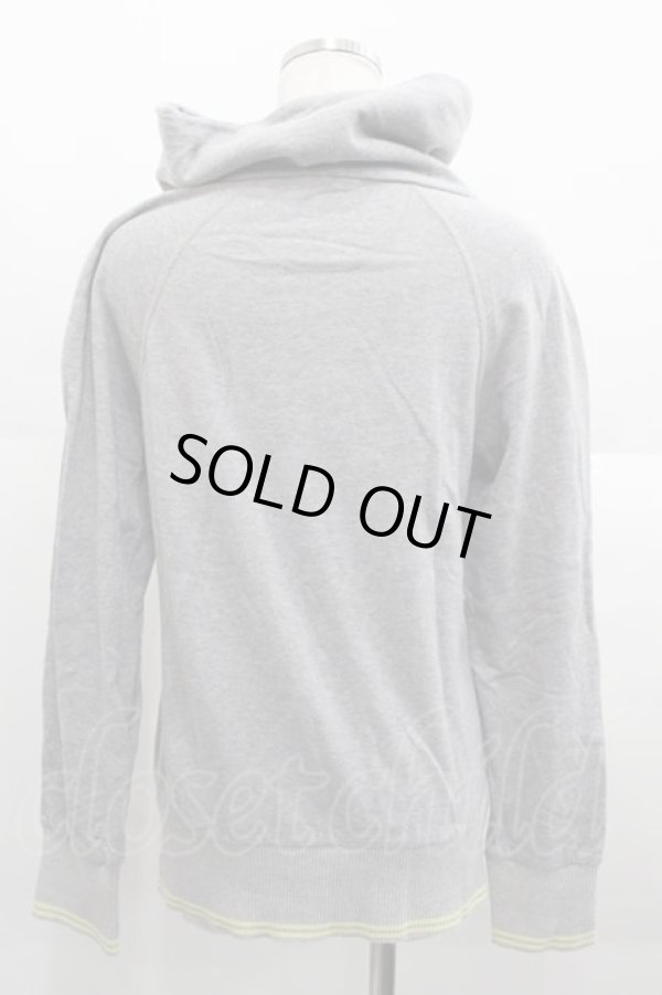 画像2: ヴィヴィアンウエストウッド 中古 / クロスステッチオーブジップアップパーカー  グレー  I-25-09-17-005-jc-HD-ZI (2)