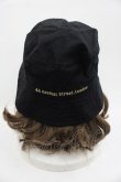 画像2: ヴィヴィアンウエストウッド 中古 / 刺繍バケットハット  黒Ｘゴールド  I-25-09-17-051-ha-HD-ZI (2)