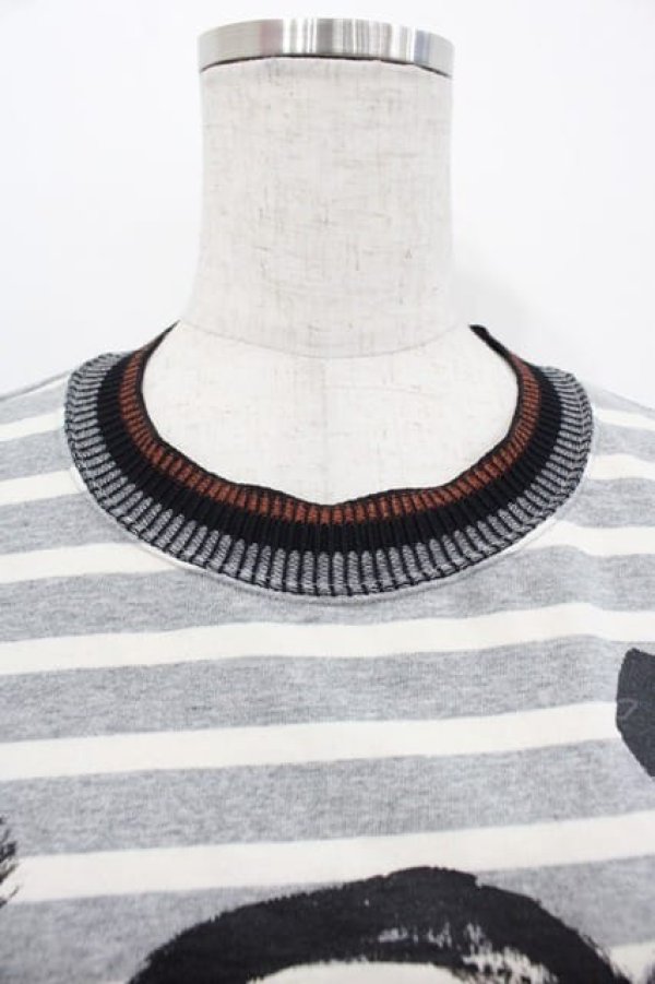 画像5: ヴィヴィアンウエストウッド 中古 / トリニティブロッキングトリニティTシャツ 00 グレーＸ黒Ｘ赤  I-25-10-22-018-to-HD-ZI (5)