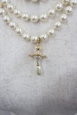 画像2: ヴィヴィアンウエストウッド 中古 / THREE ROW PEARL DROP CHOKER  ゴールド  I-25-10-22-037-ac-HD-ZI (2)