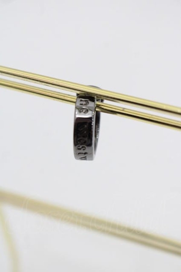 画像2: ヴィヴィアンウエストウッド MAN 中古 / BOBBY SINGLE HOOP  ガンメタ  I-25-10-22-045-er-HD-ZI (2)