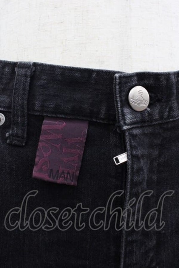 画像4: ヴィヴィアンウエストウッド MAN 中古 / 稲妻オーブ刺繍デニムパンツ 44 黒デニム  I-25-10-22-006-pa-HD-ZI (4)