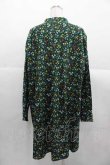画像2: ヴィヴィアンウエストウッド 中古 / 小花柄切替チュニックブラウス 00 黒Ｘ緑Ｘ青  I-25-11-19-003-bl-HD-ZI (2)
