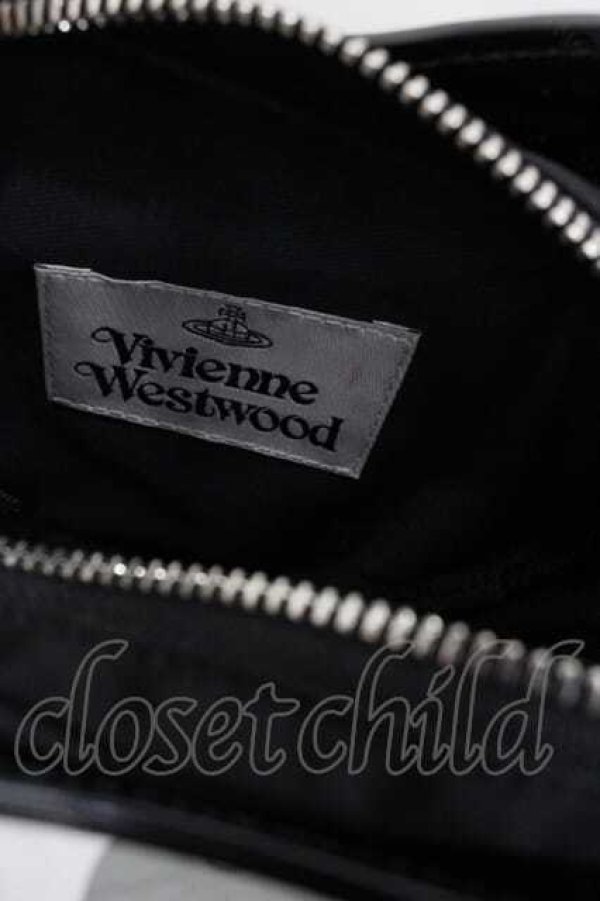 画像4: ヴィヴィアンウエストウッド 中古 / LOUISE HEART CROSSBODY BAG（ルイーズハートクロスボディバッグ）  黒  I-25-11-19-017-ba-HD-ZI (4)