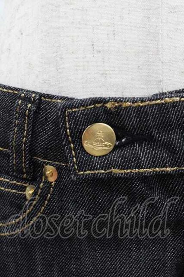画像4: ヴィヴィアンウエストウッド 中古 / 後ロオーブ刺繍デニムパンツ 1 黒デニム  I-25-12-10-030-pa-HD-ZI (4)