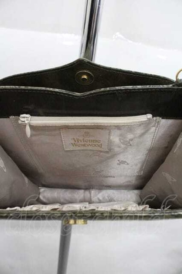 画像4: ヴィヴィアンウエストウッド 中古 / 総柄型押シショルダー  カーキ  I-25-12-24-039-ba-HD-ZI (4)