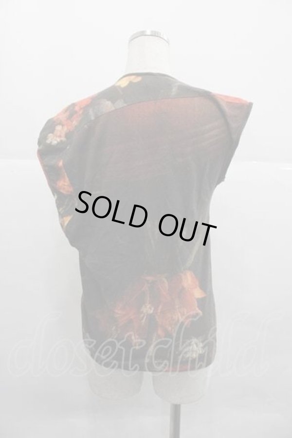 画像2: ヴィヴィアンウエストウッド 中古 / 絵画花柄Ｔシャツ UK12 黒Ｘ赤  I-25-12-24-009-to-HD-ZH (2)