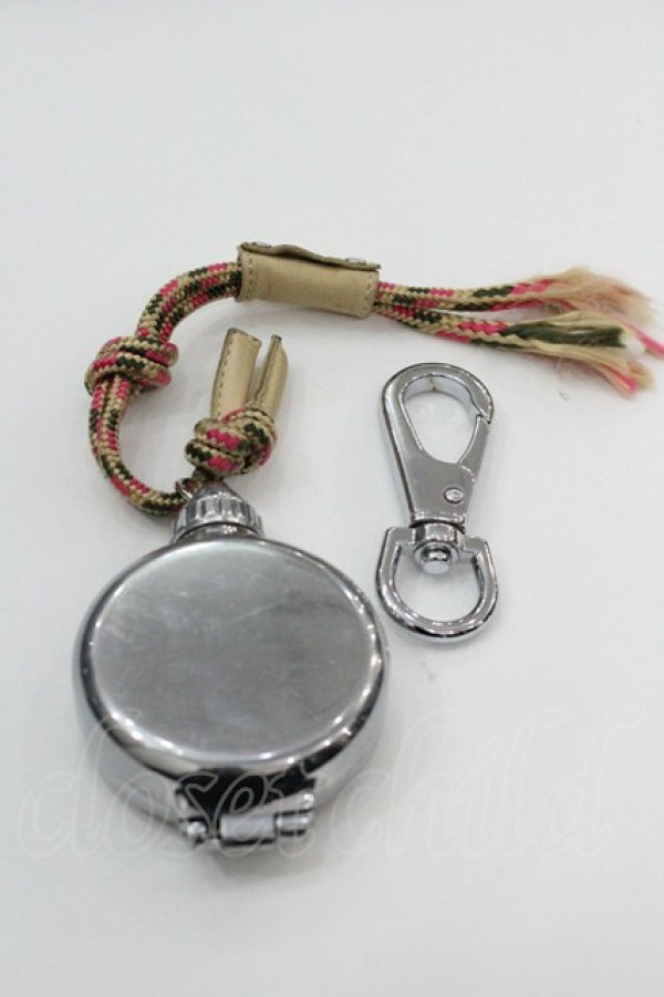 画像2: ヴィヴィアンウエストウッド 中古 / 携帯灰皿  シルバーＸ赤Ｘアイボリー  I-26-01-28-035-ac-HD-ZI (2)