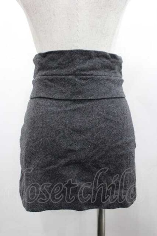 画像2: ヴィヴィアンウエストウッド 中古 / フロントボタンミニスカート 40 グレー  I-26-02-25-029-sk-HD-ZI (2)