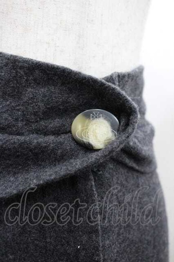 画像3: ヴィヴィアンウエストウッド 中古 / フロントボタンミニスカート 40 グレー  I-26-02-25-029-sk-HD-ZI (3)