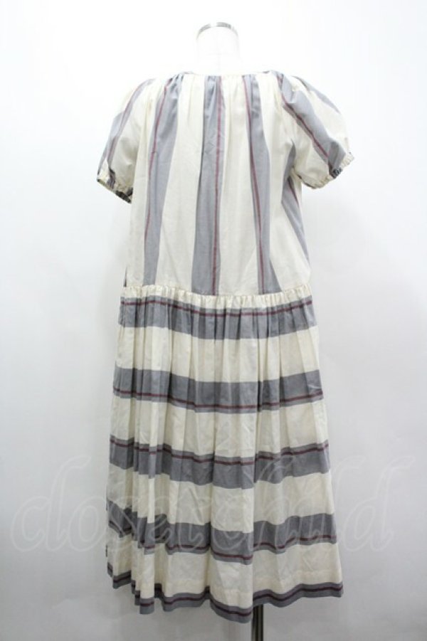 画像2: ヴィヴィアンウエストウッド 中古 / ストライプボーダーワンピース 2  I-26-03-29-039-op-HD-ZI (2)