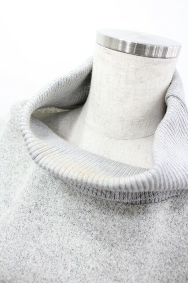 画像4: ヴィヴィアンウエストウッド 中古 / ストライプ襟単色オーブ刺繍ニットワンピース 2  I-26-03-29-048-op-HD-ZI (4)