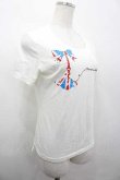 画像2: ヴィヴィアンウエストウッド 中古 / リボンオーブプリントTシャツ 3 白Ｘ青Ｘ赤  I-26-04-22-038-to-HD-ZI (2)