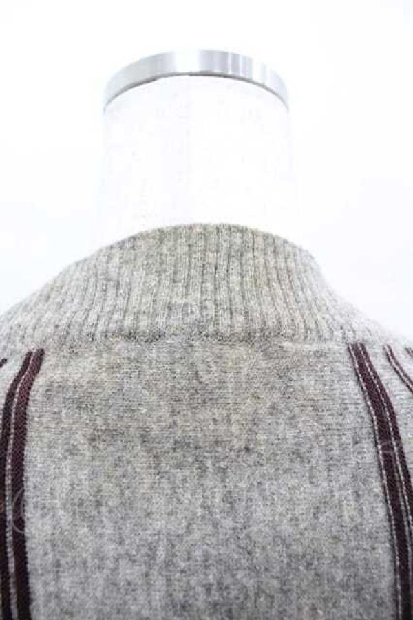 画像4: ヴィヴィアンウエストウッド 中古 / サイドストライプニットトップス 2 グレーＸボルドー  I-26-04-22-069-to-HD-ZI (4)