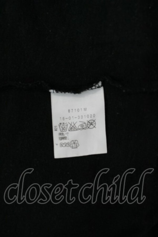 画像4: ヴィヴィアンウエストウッド 中古 / 騙シ絵ネックレスTシャツ 2 黒  I-26-06-24-037-to-HD-ZI (4)