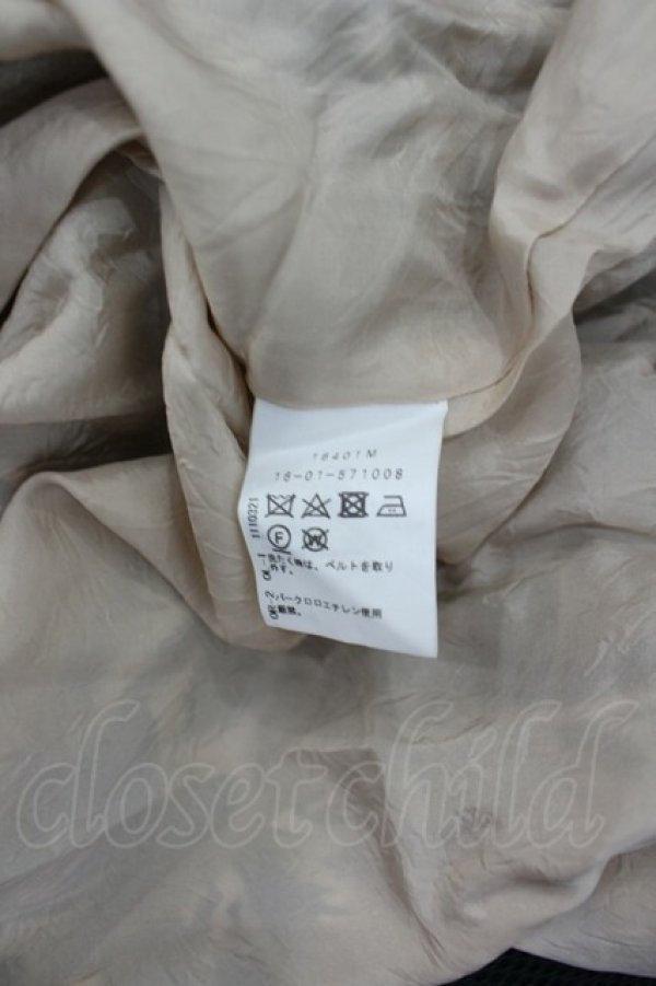画像4: ヴィヴィアンウエストウッド 中古 / 植物柄半袖ワンピース 2 ベージュＸ黒  I-26-06-24-058-op-HD-ZI (4)