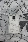 画像6: ヴィヴィアンウエストウッド 中古 / カラーオーブ刺繍トランプシャツ  白Ｘ黒Ｘ赤  I-26-06-24-016-bl-HD-ZI (6)