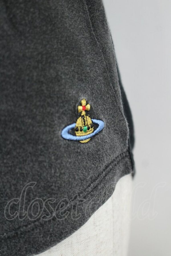 画像2: ヴィヴィアンウエストウッド 中古 / ROCKプリント&カラーオーブ刺繍半袖カットソー M 黒Ｘ赤Ｘ白  I-26-07-22-006-to-HD-ZI (2)