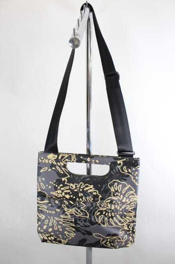 画像3: ヴィヴィアンウエストウッド 中古 / BAG 総柄ショルダーバッグ  グレーｘアイボリー  I-26-08-26-028-ba-HD-ZI (3)