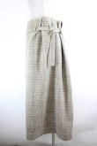 画像2: ヴィヴィアンウエストウッド 中古 / チェックタイトスカート 42 ベージュ  I-26-08-26-019-sk-HD-ZI (2)